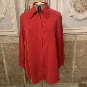 Studio C. Size 18/20W. New without tags. Tunic Length Top. Long Sleeve. B94